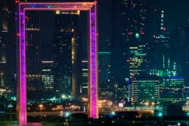 Dubai Frame oświetlony przez Signify 