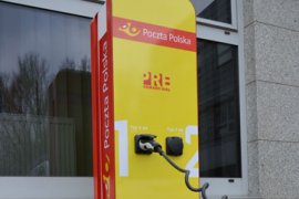 Poczta Polska testuje auta i ładowarki elektryczne